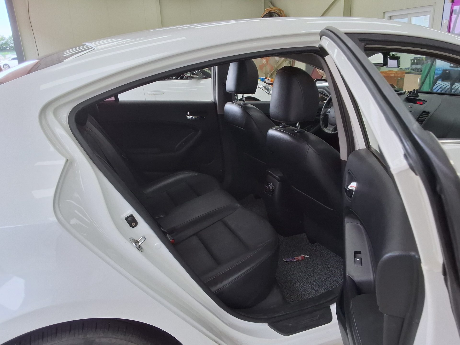 2015 - kia k3