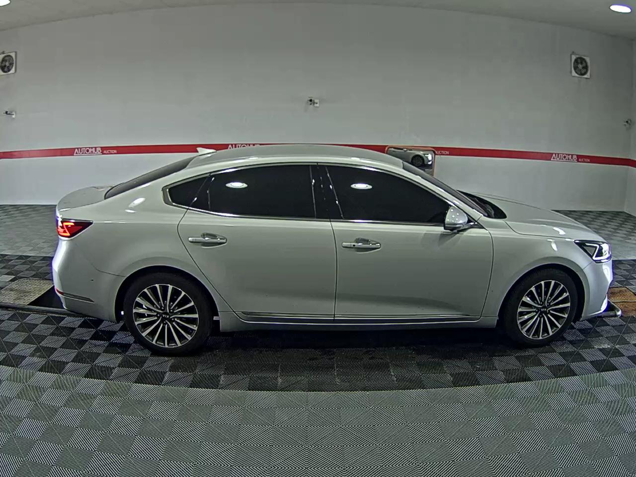 2017 - kia k7