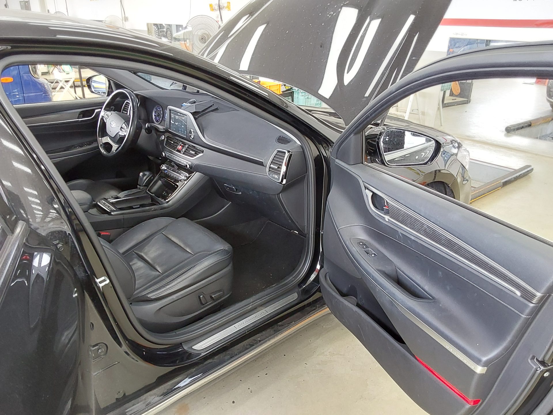 2019 - hyundai grandeur