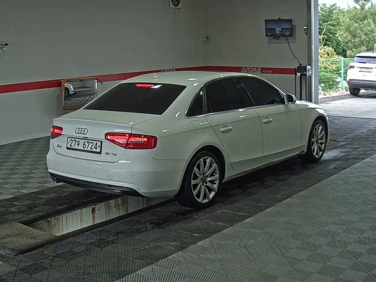 2015 - audi a4