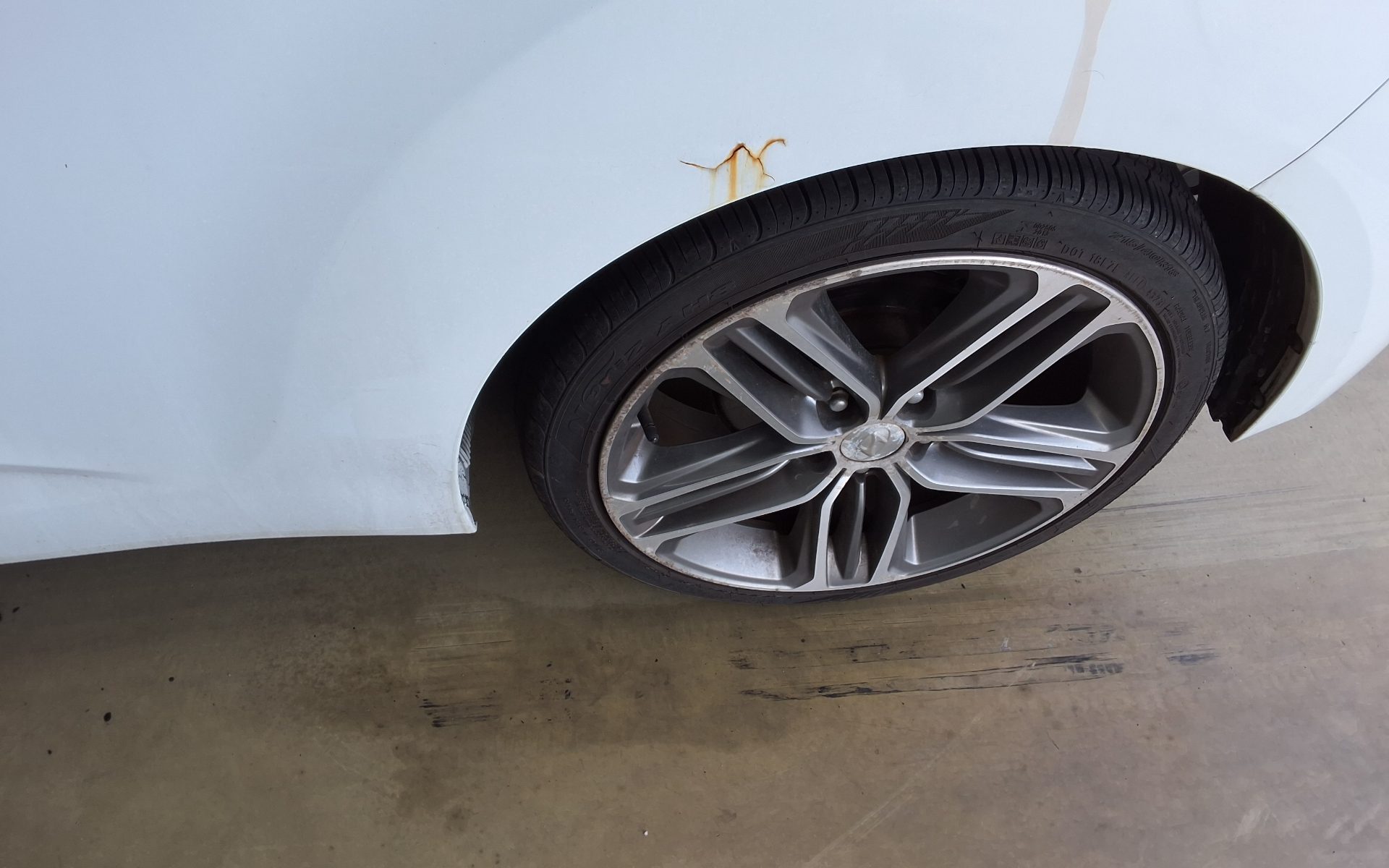 2012 - hyundai veloster