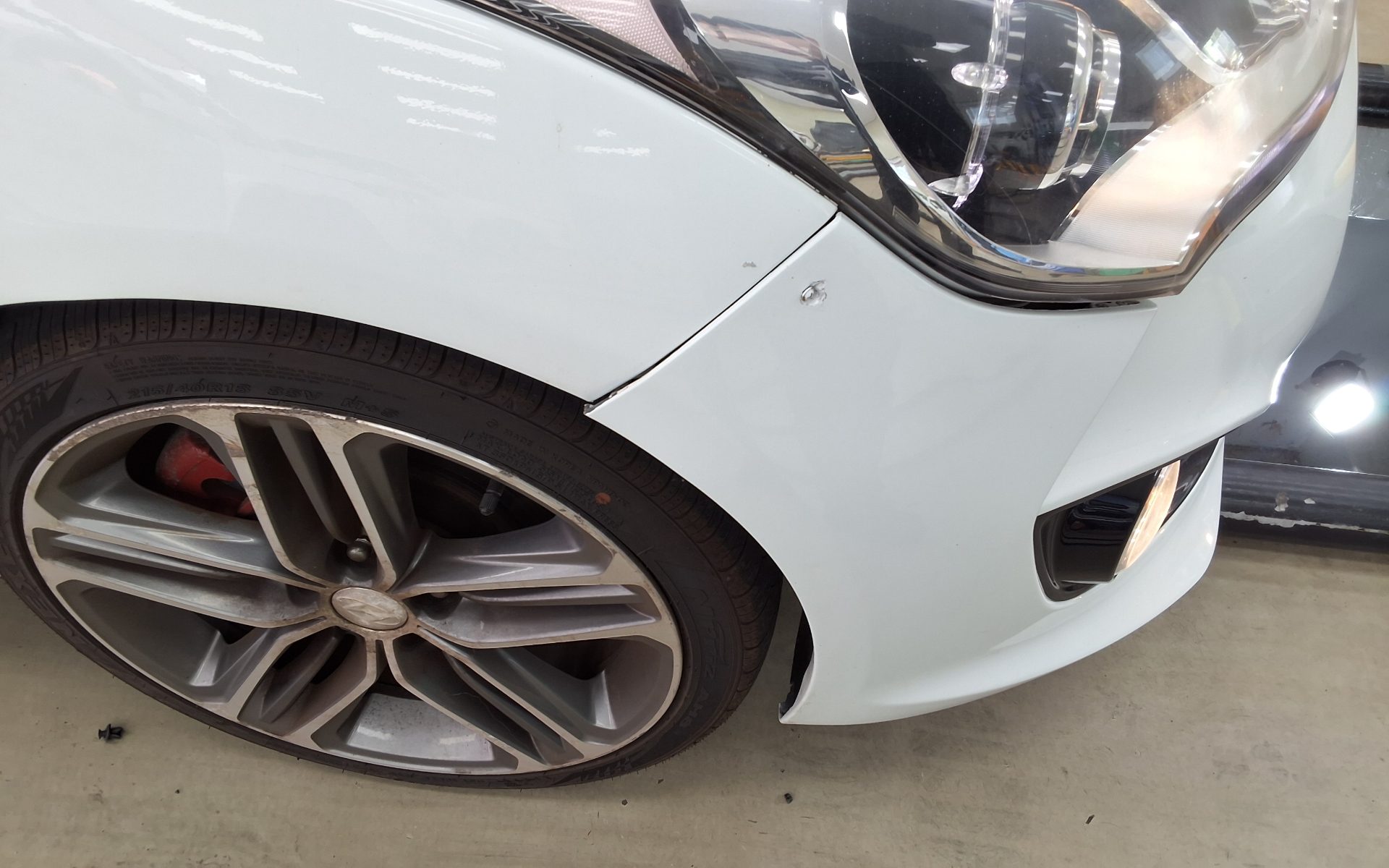 2012 - hyundai veloster