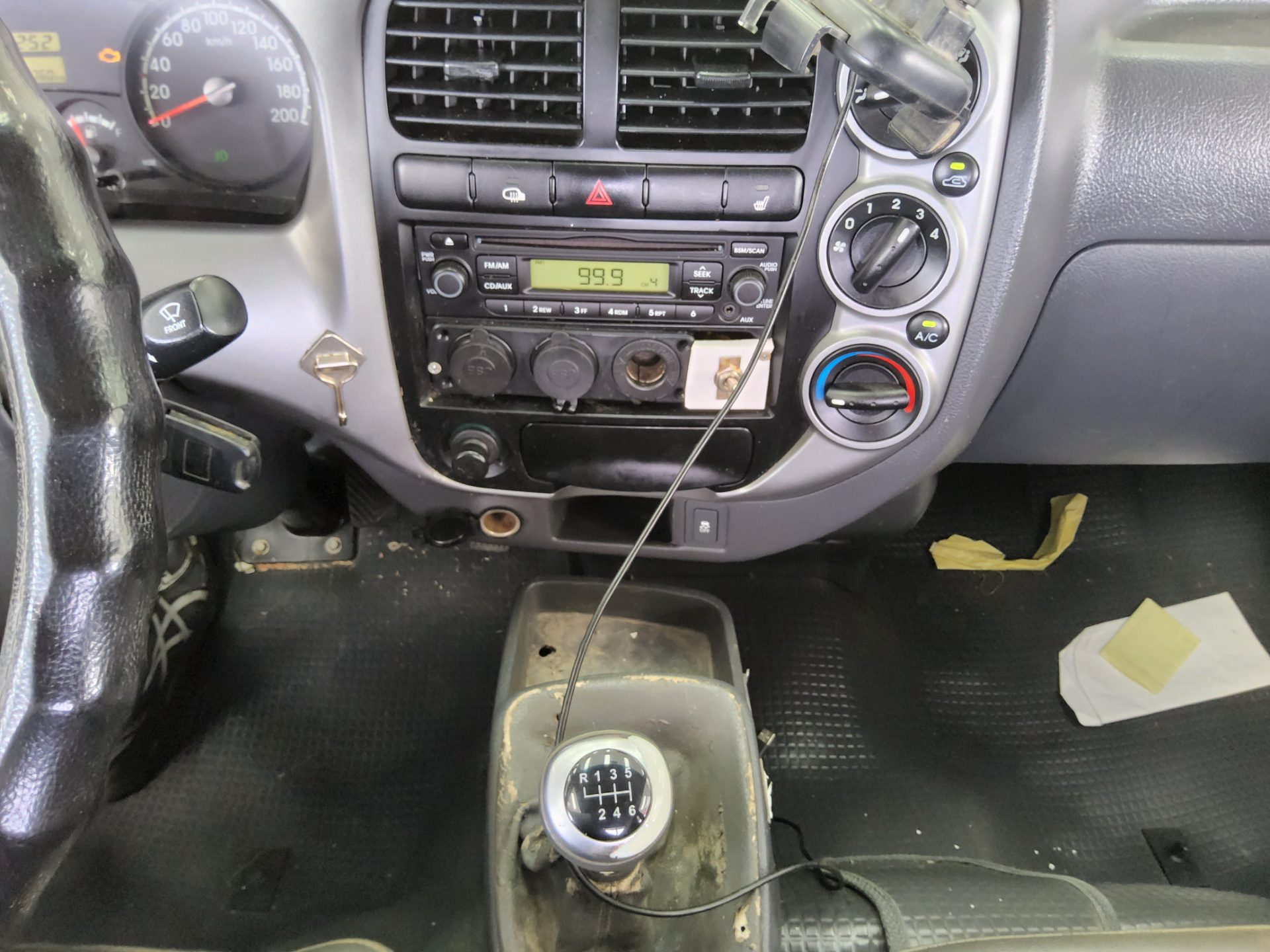 2016 - kia bongo