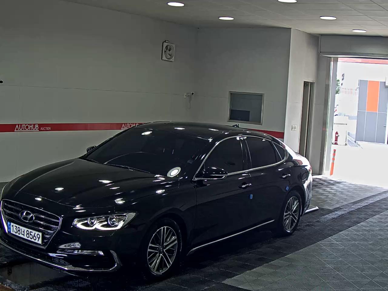 HYUNDAI GRANDEUR GDi