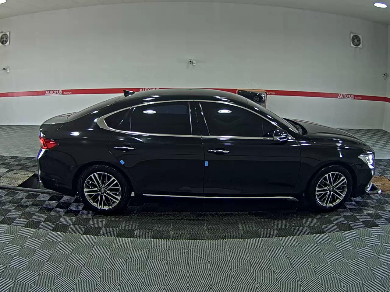 2018 - hyundai grandeur