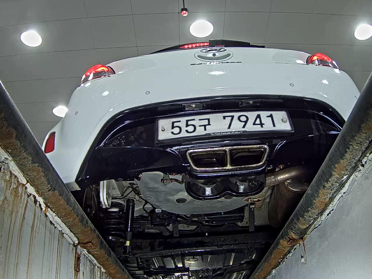 2012 - hyundai veloster