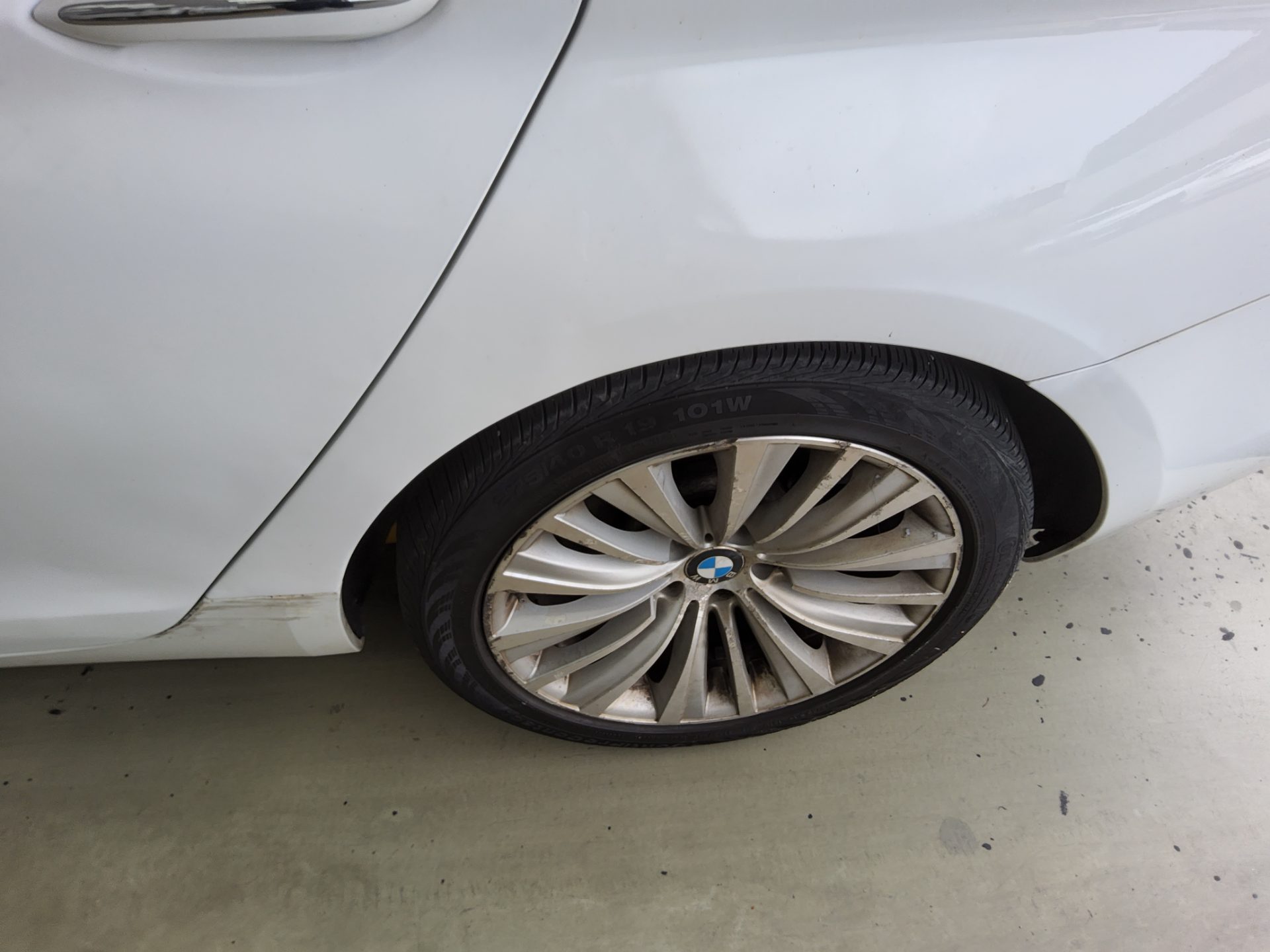 2016 - bmw gran turismo