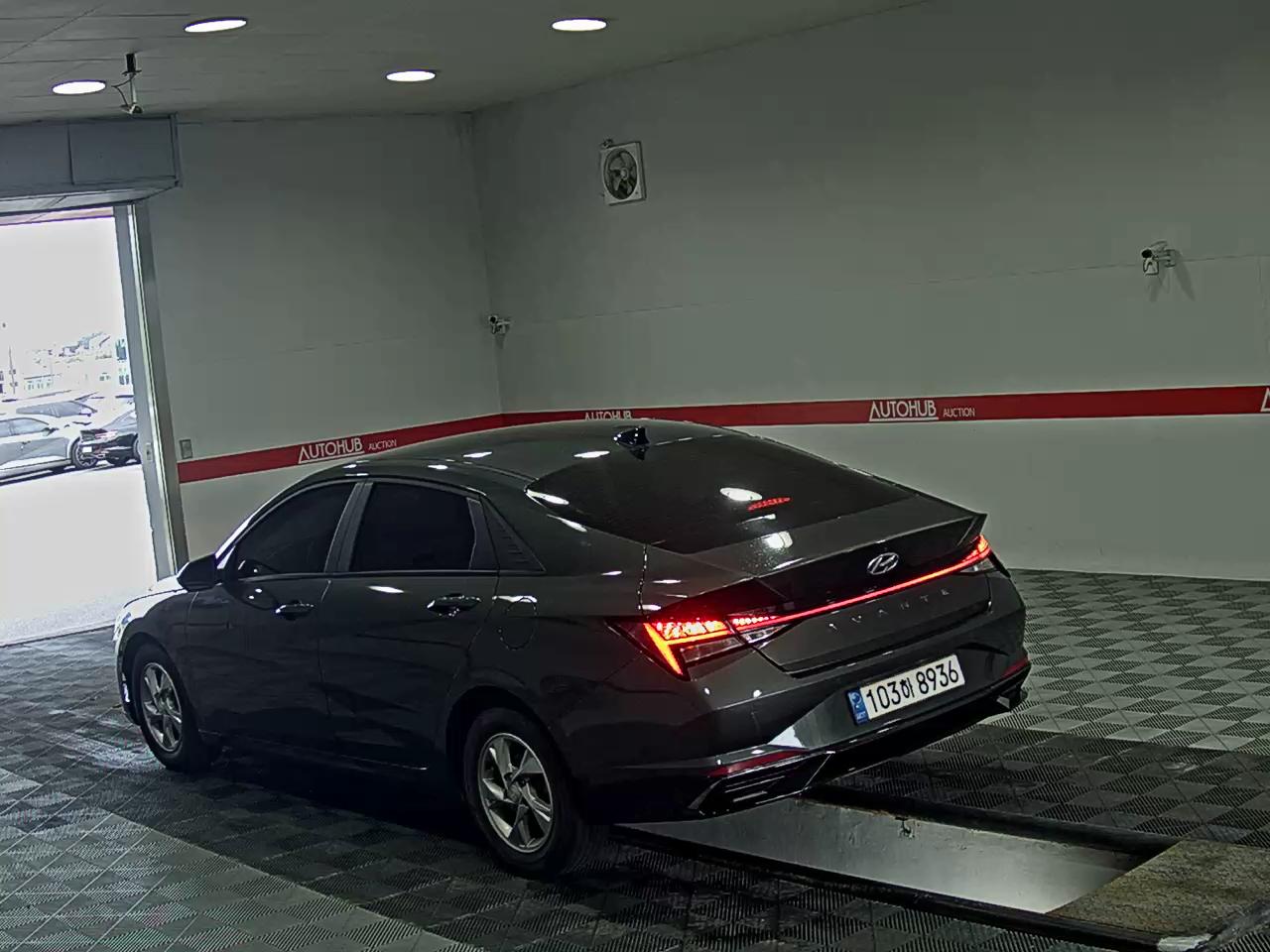 2021 - hyundai avante
