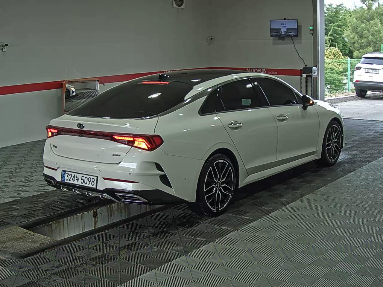 2020 - kia k5