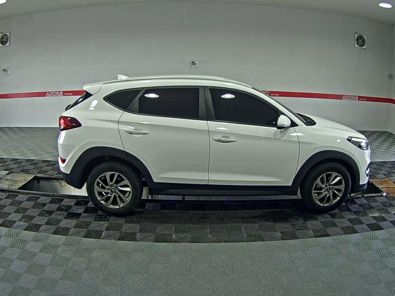 2018 - hyundai tucson