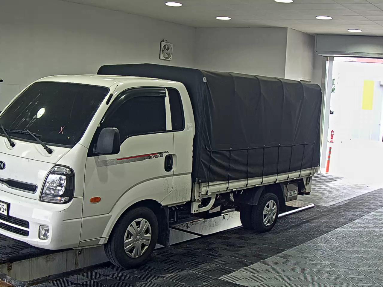 KIA BONGO III CARGO 1 TON KING CAB EXTRA WHEEBASE