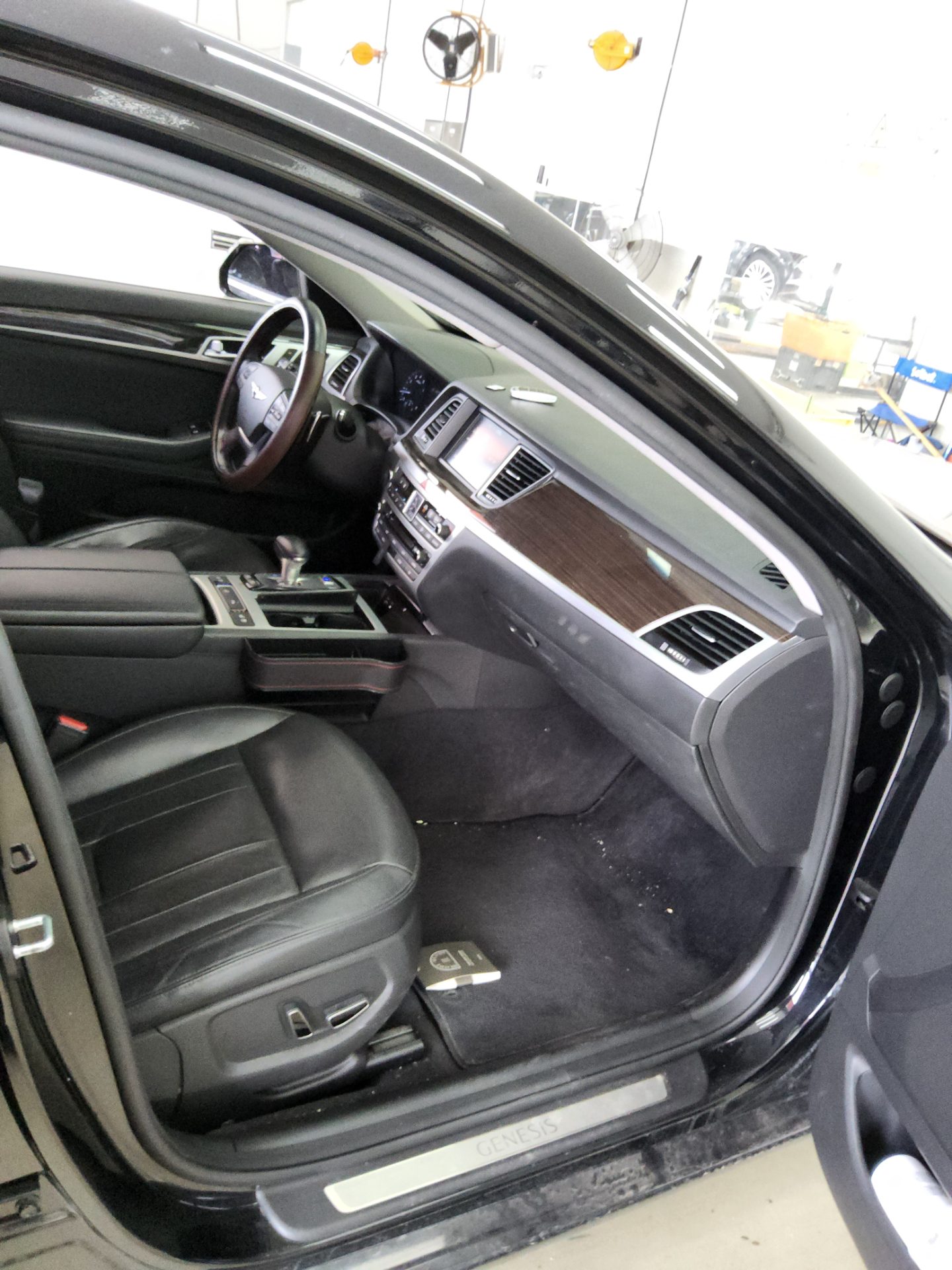 2017 - genesis g80