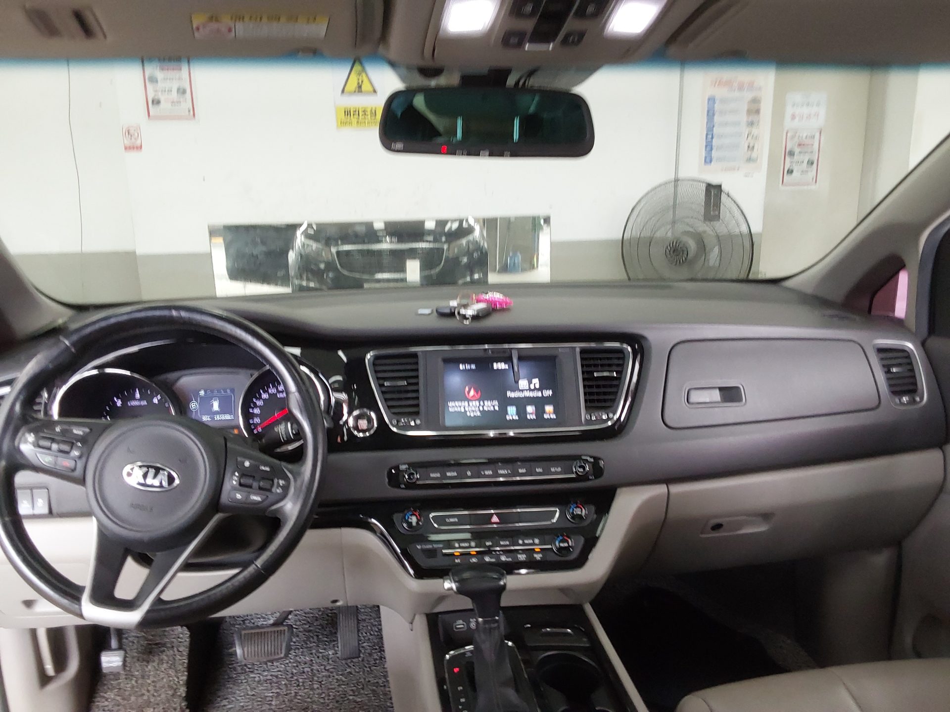 2018 - kia carnival