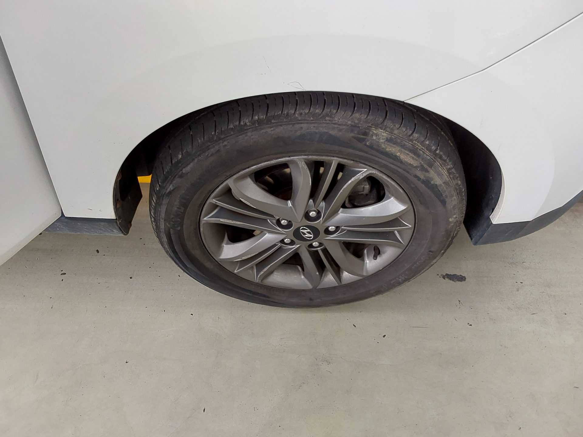 2014 - hyundai tucson