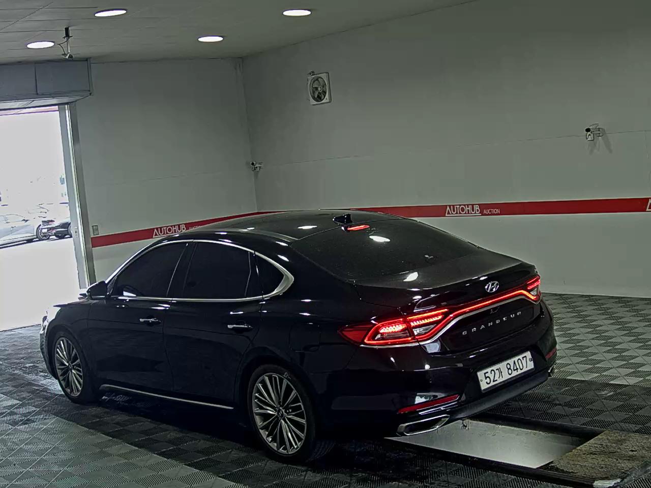 2018 - hyundai grandeur