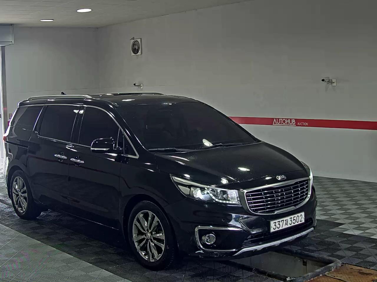 2018 - kia carnival