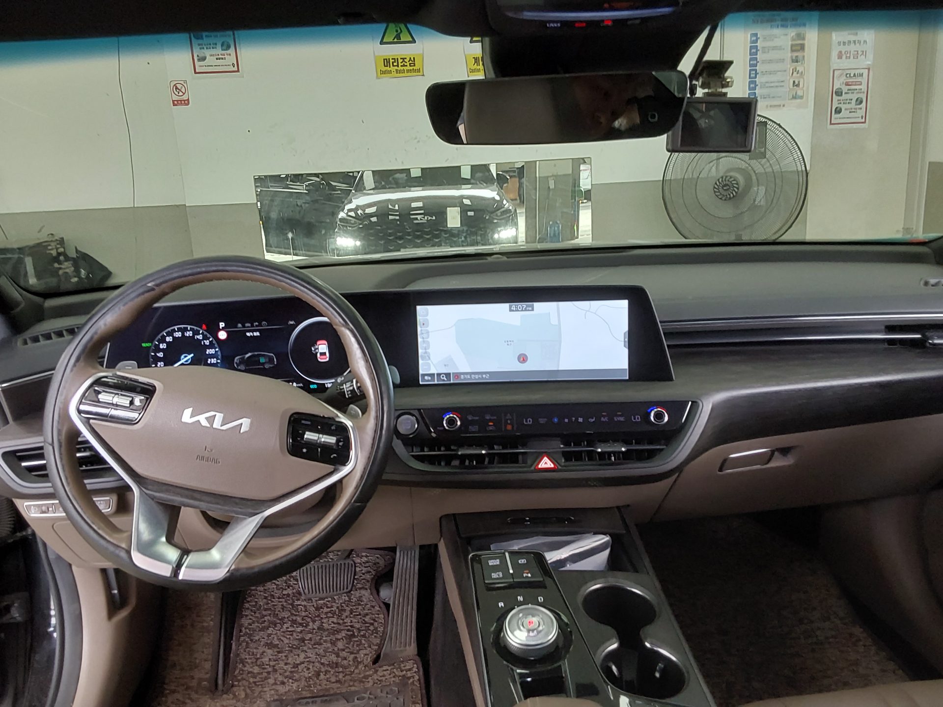 2022 - kia k8