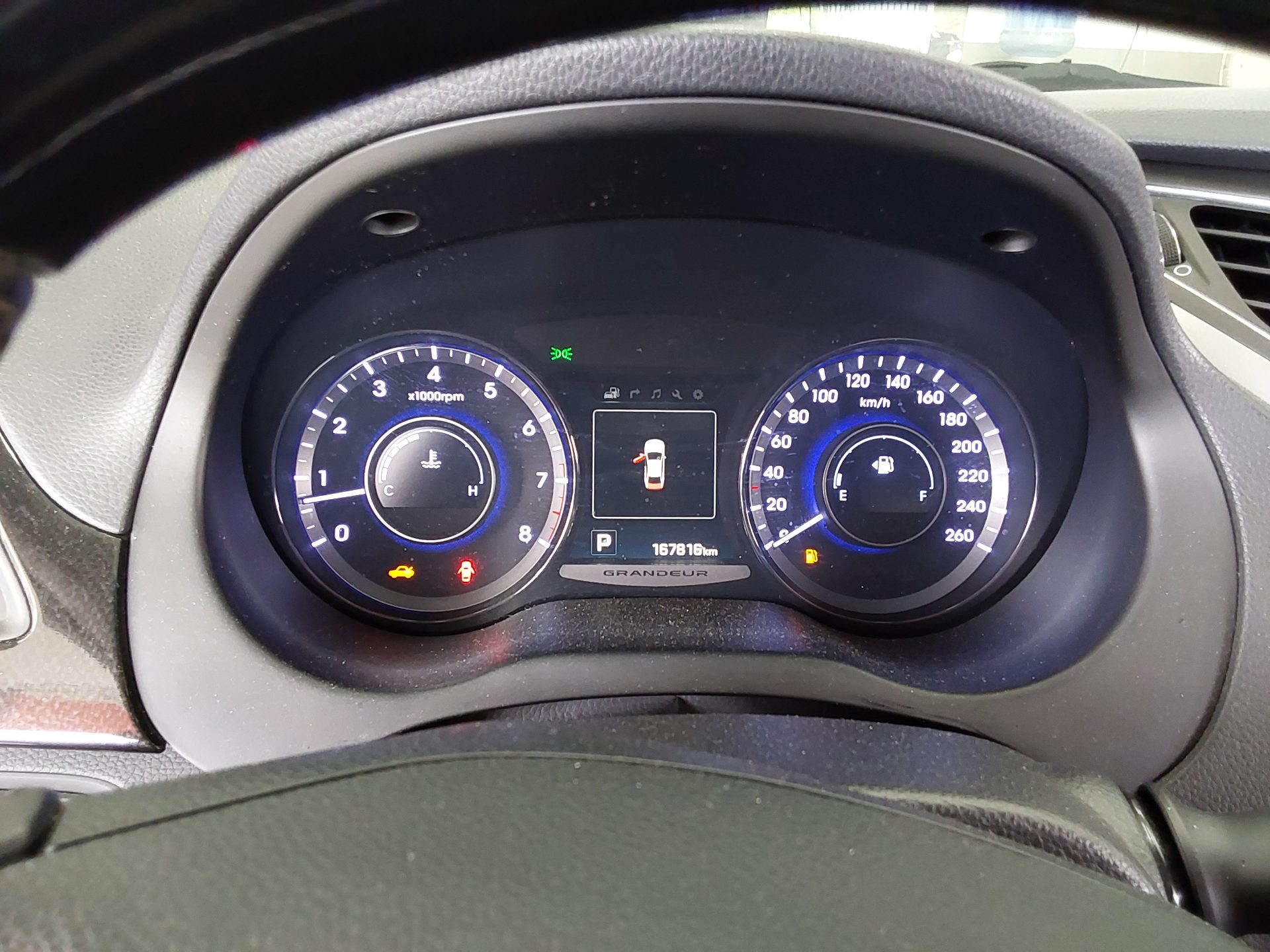 2016 - hyundai grandeur