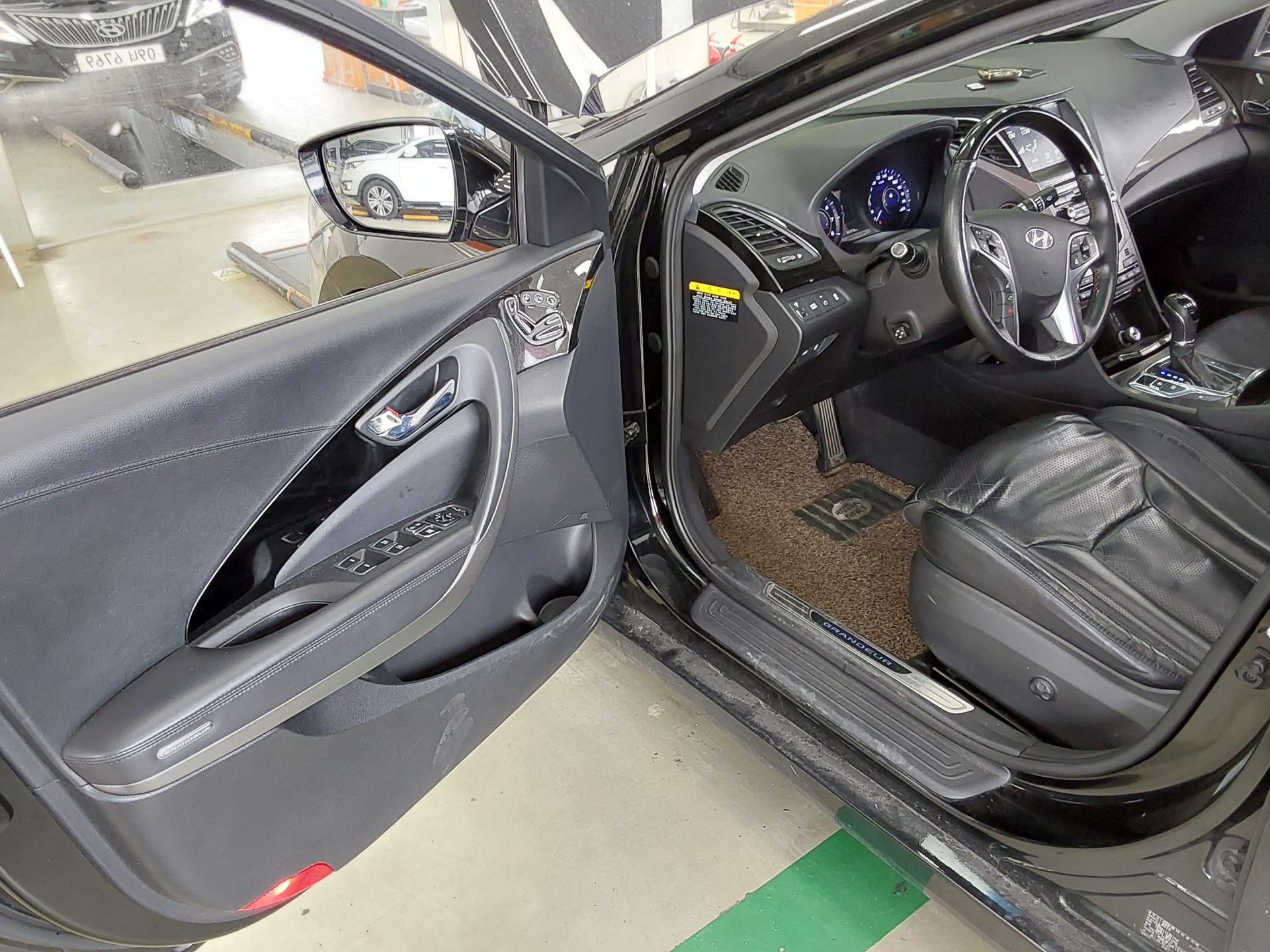 2016 - hyundai grandeur