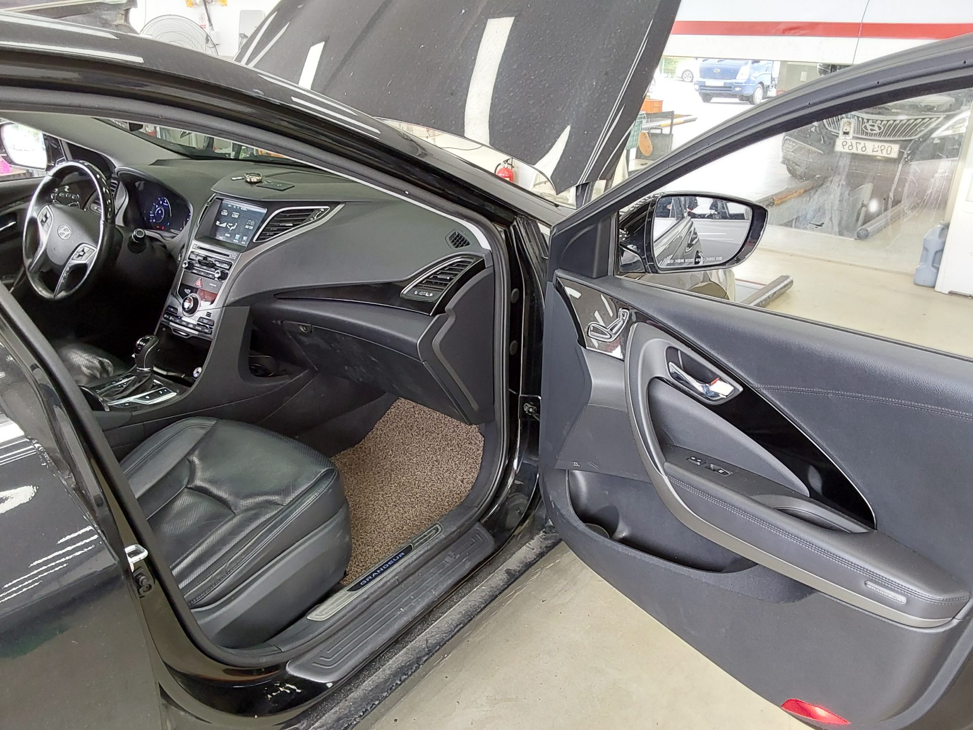2016 - hyundai grandeur