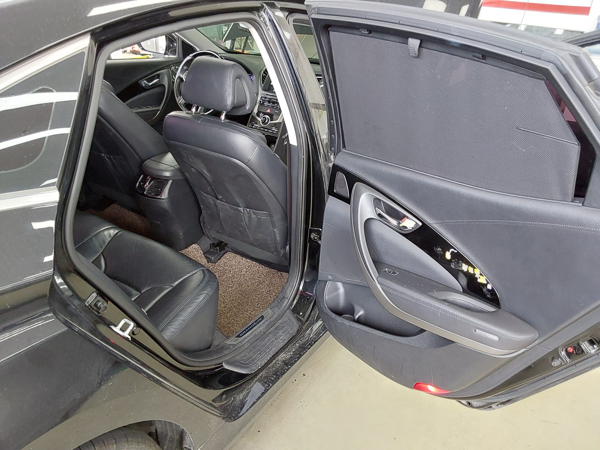 2016 - hyundai grandeur