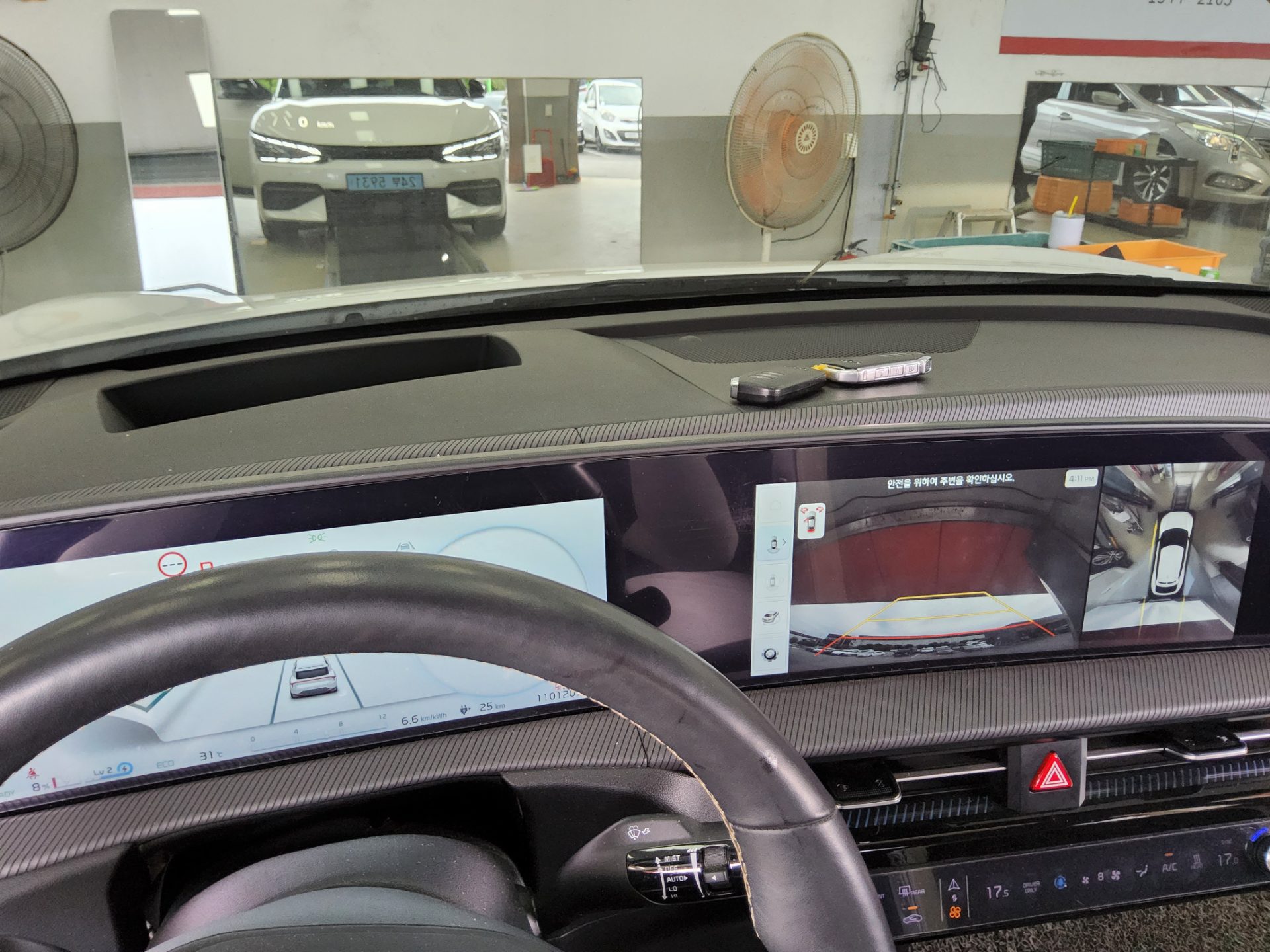 2023 - kia ev6