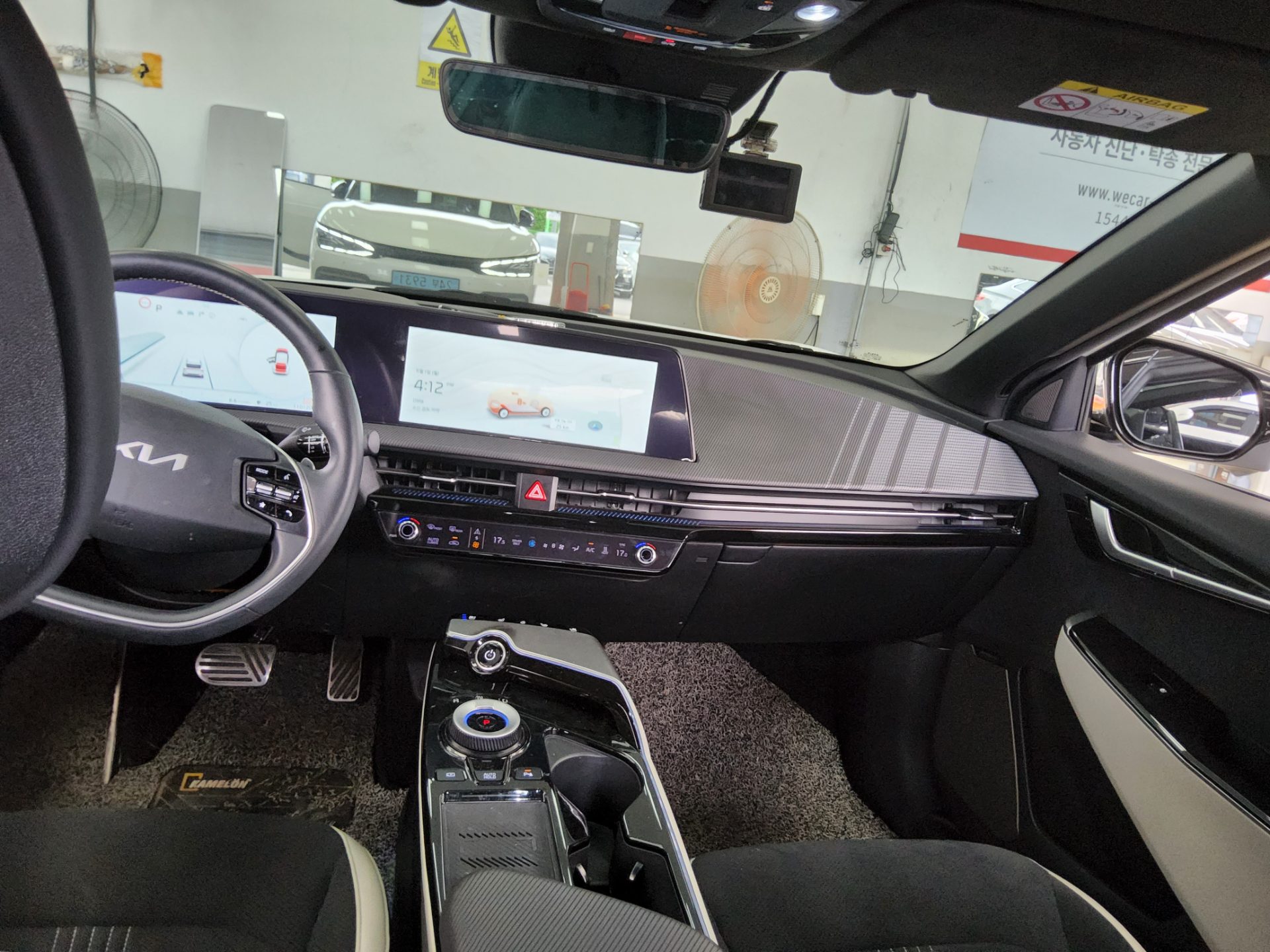 2023 - kia ev6