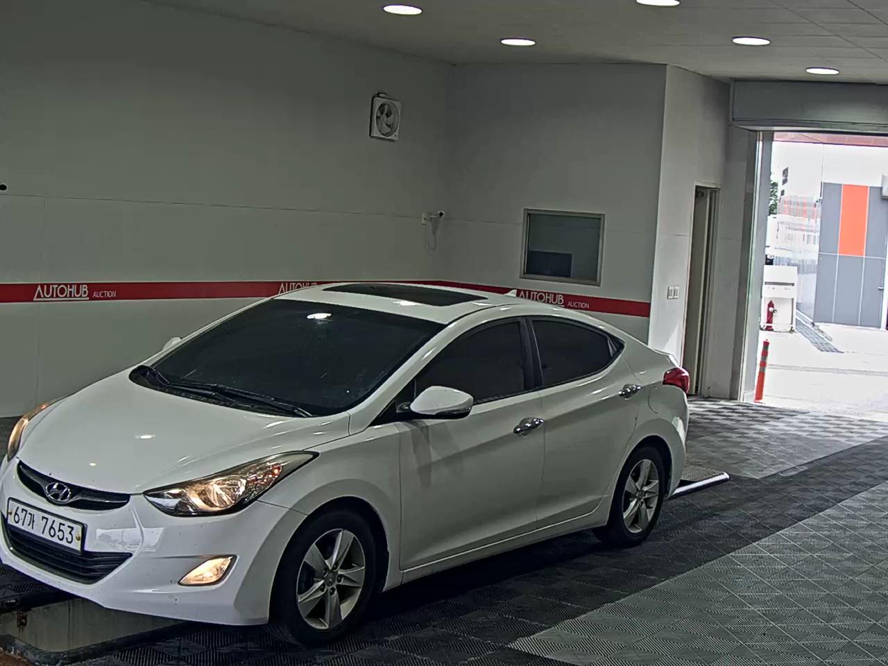 HYUNDAI AVANTE MD M16 GDi
