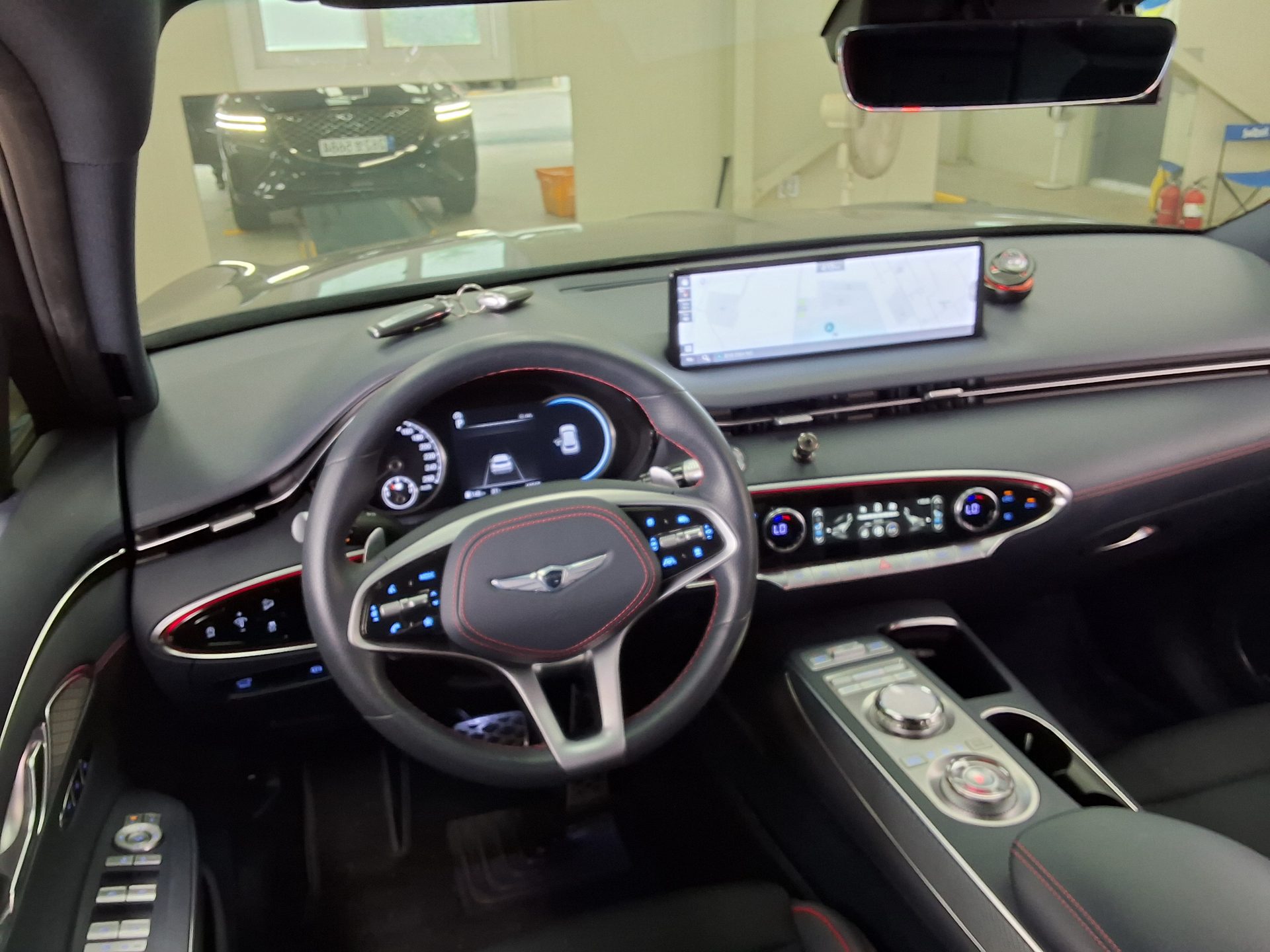 2022 - genesis gv70