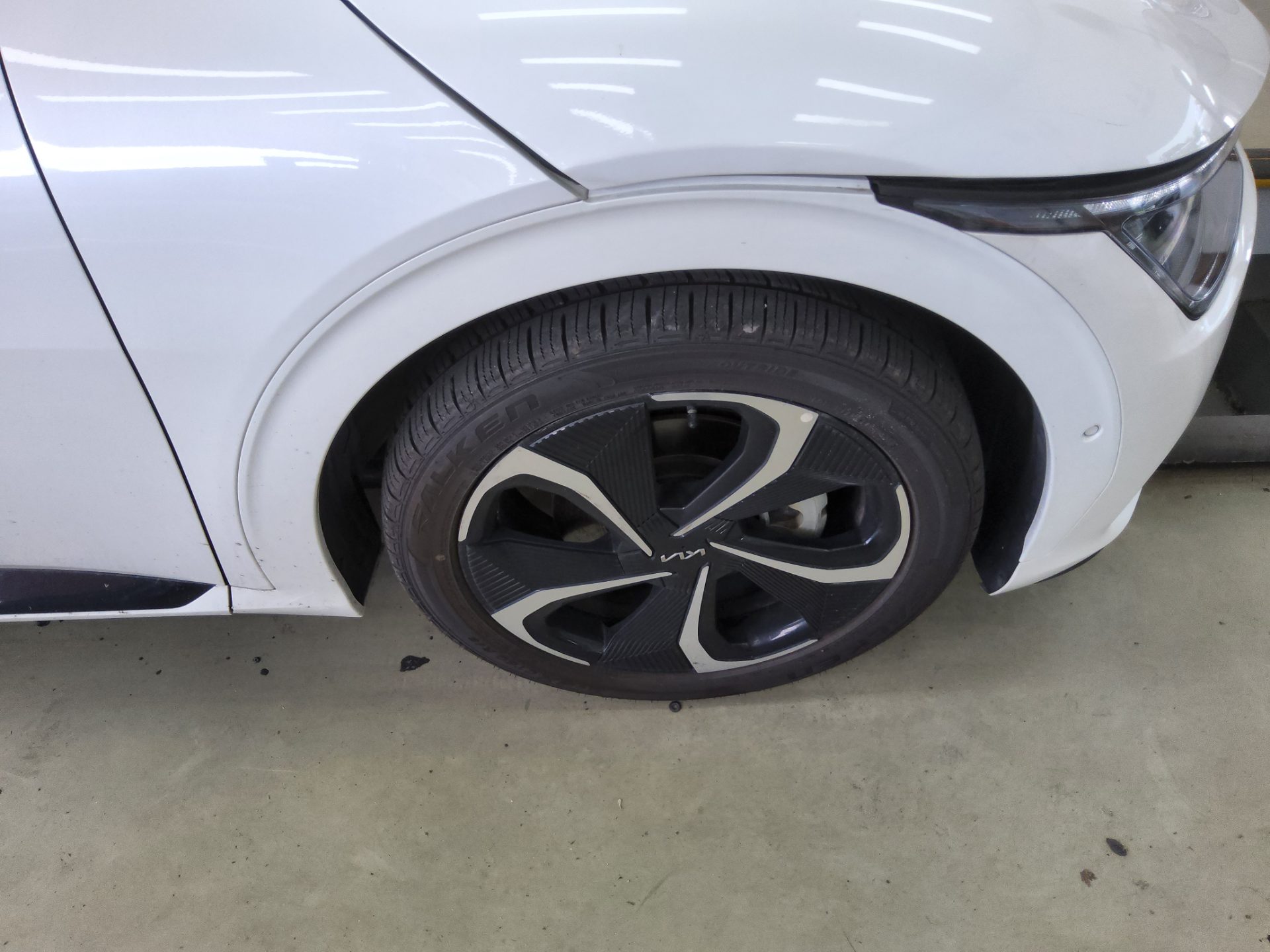 2023 - kia ev6
