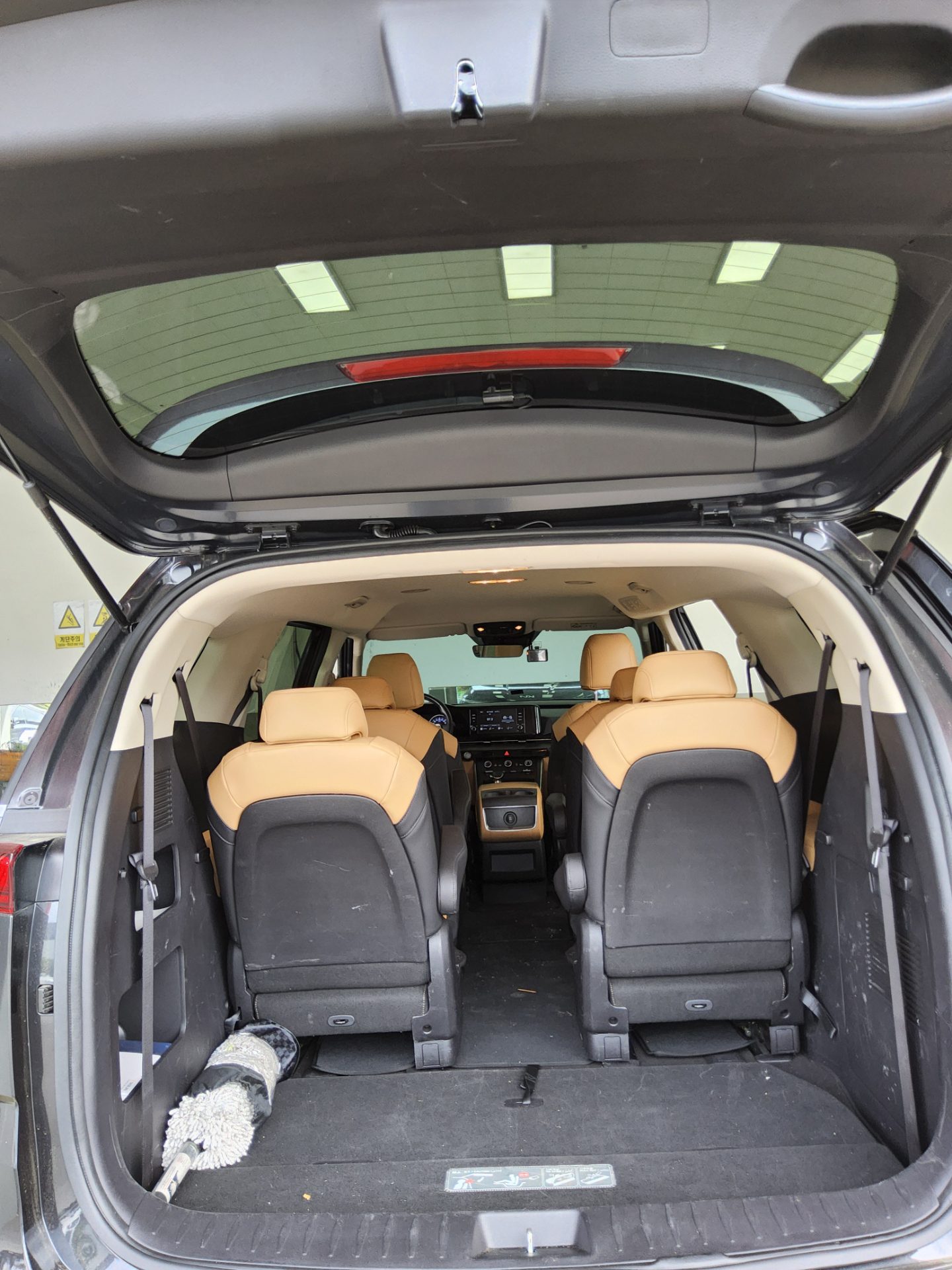 2022 - kia carnival
