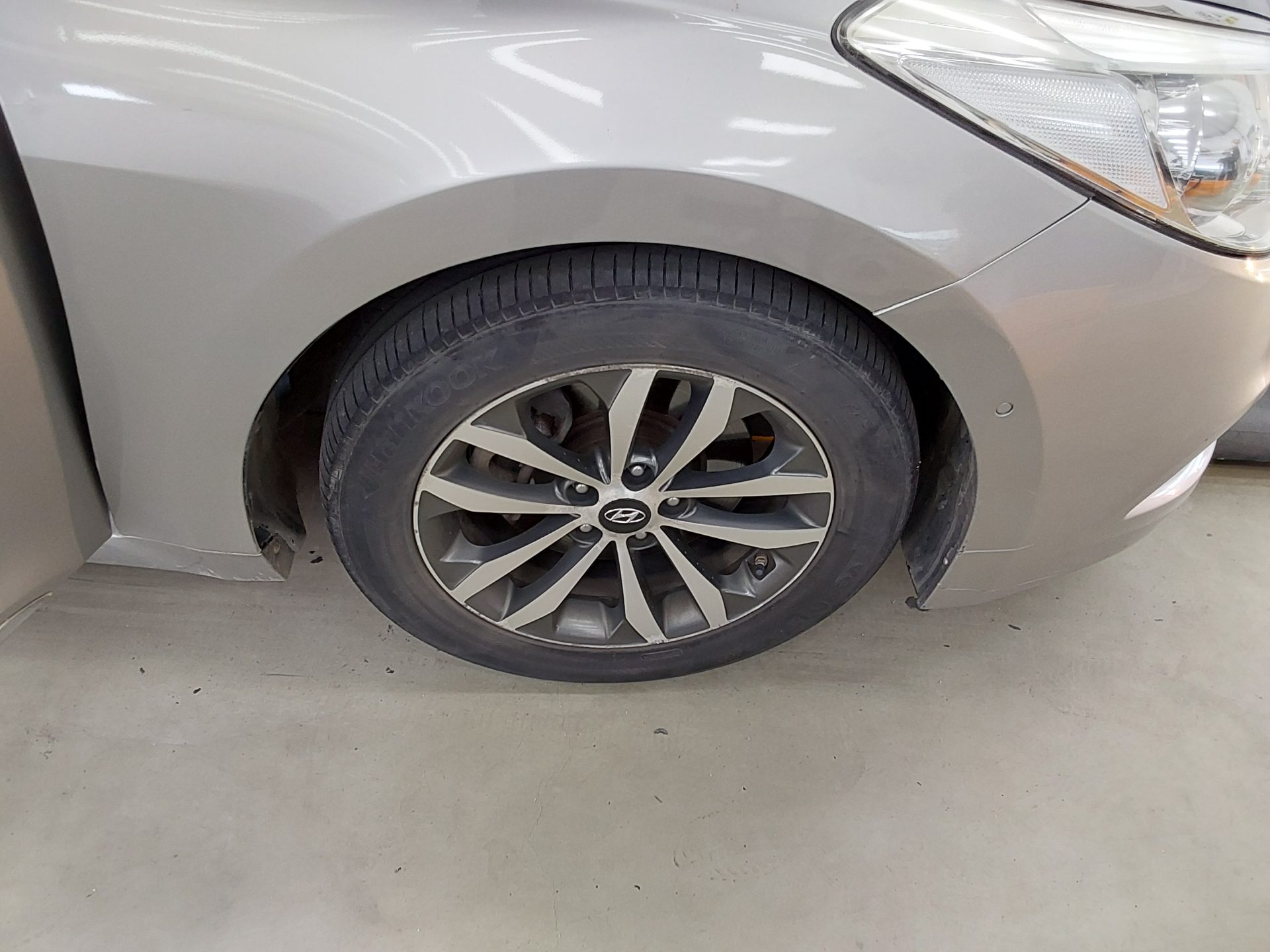 2011 - hyundai grandeur