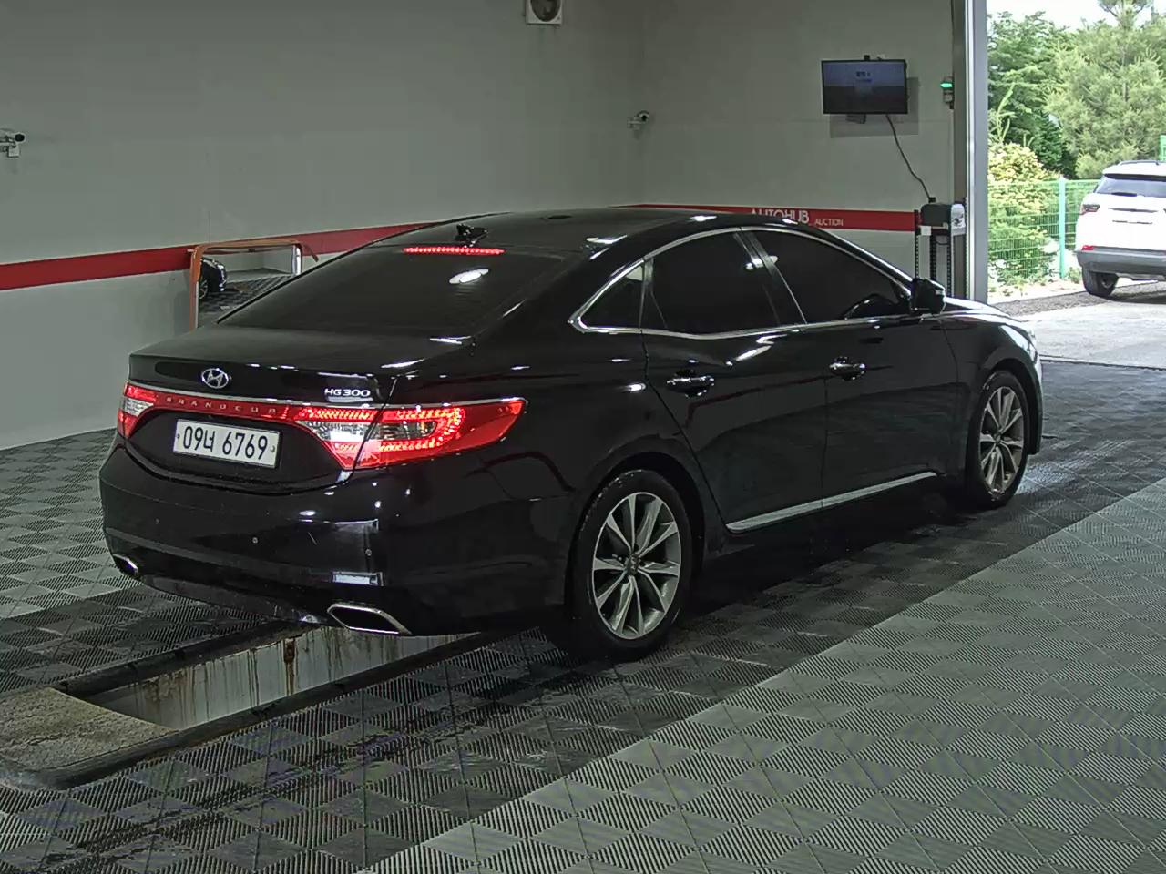2016 - hyundai grandeur