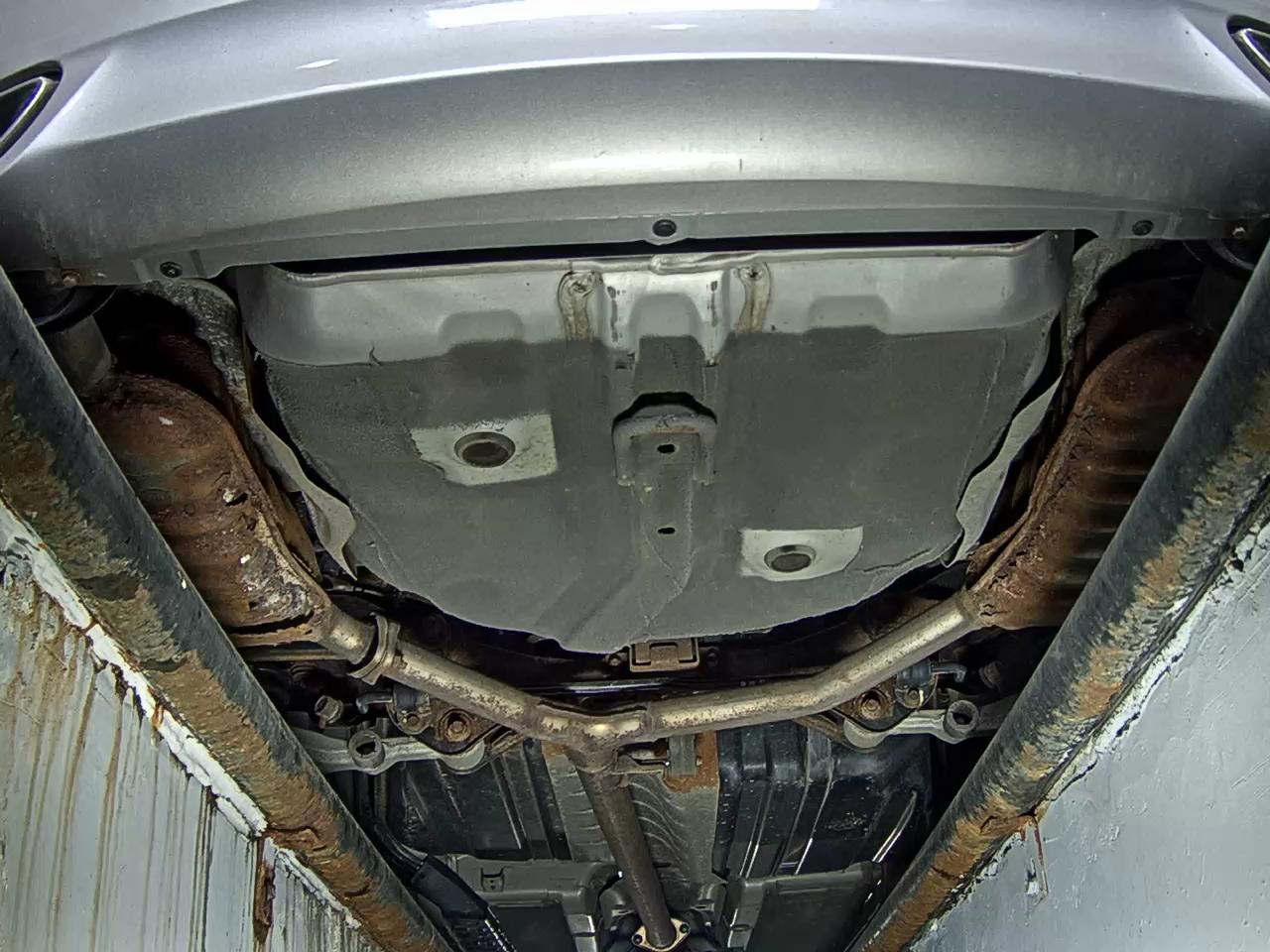 2011 - hyundai grandeur