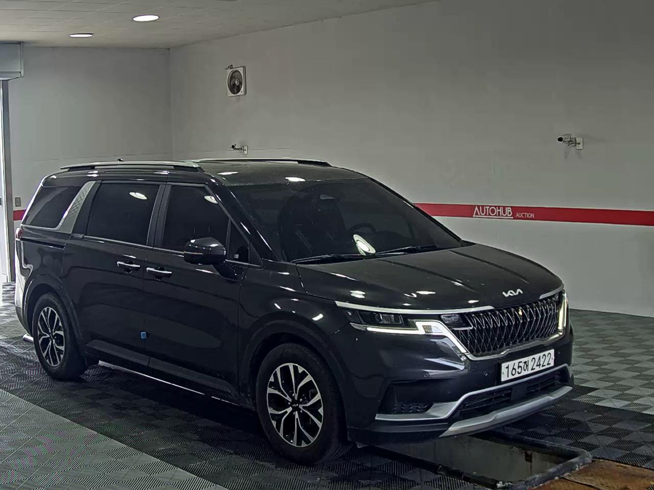 2022 - kia carnival