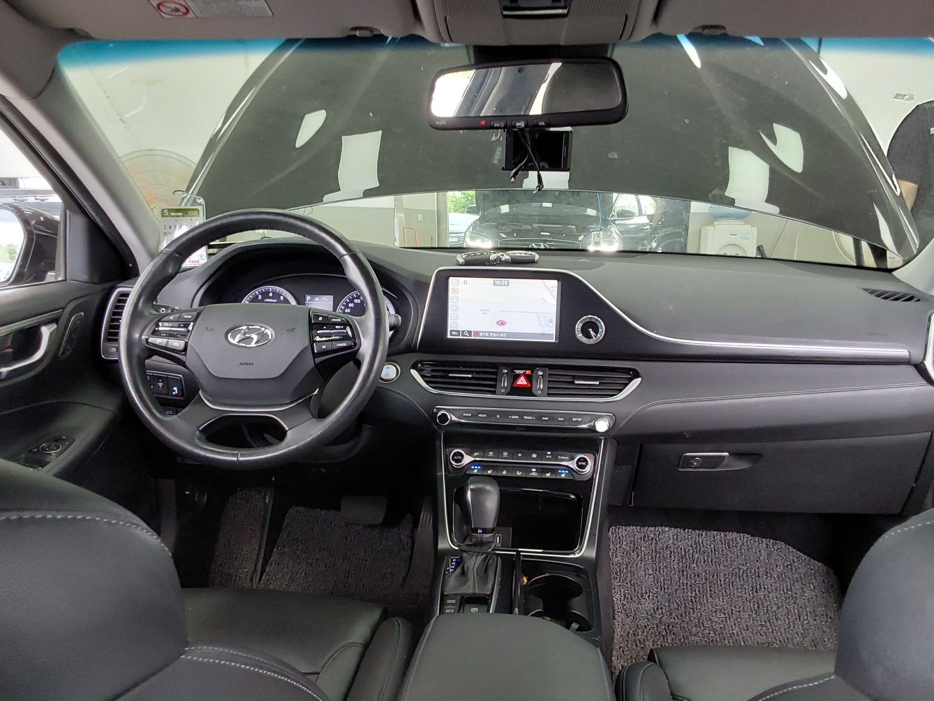 2017 - hyundai grandeur