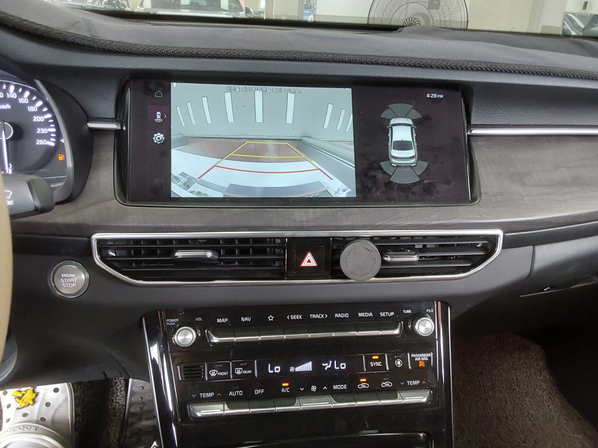 2021 - kia k7
