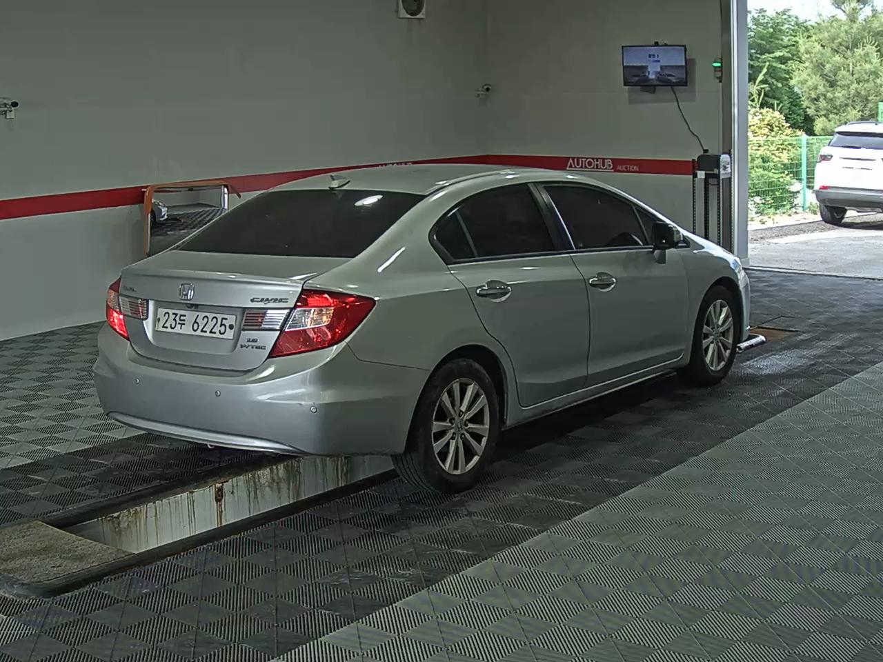 2012 - honda civic