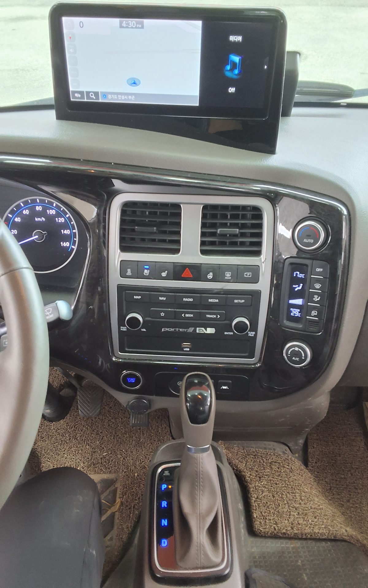2022 - hyundai porter