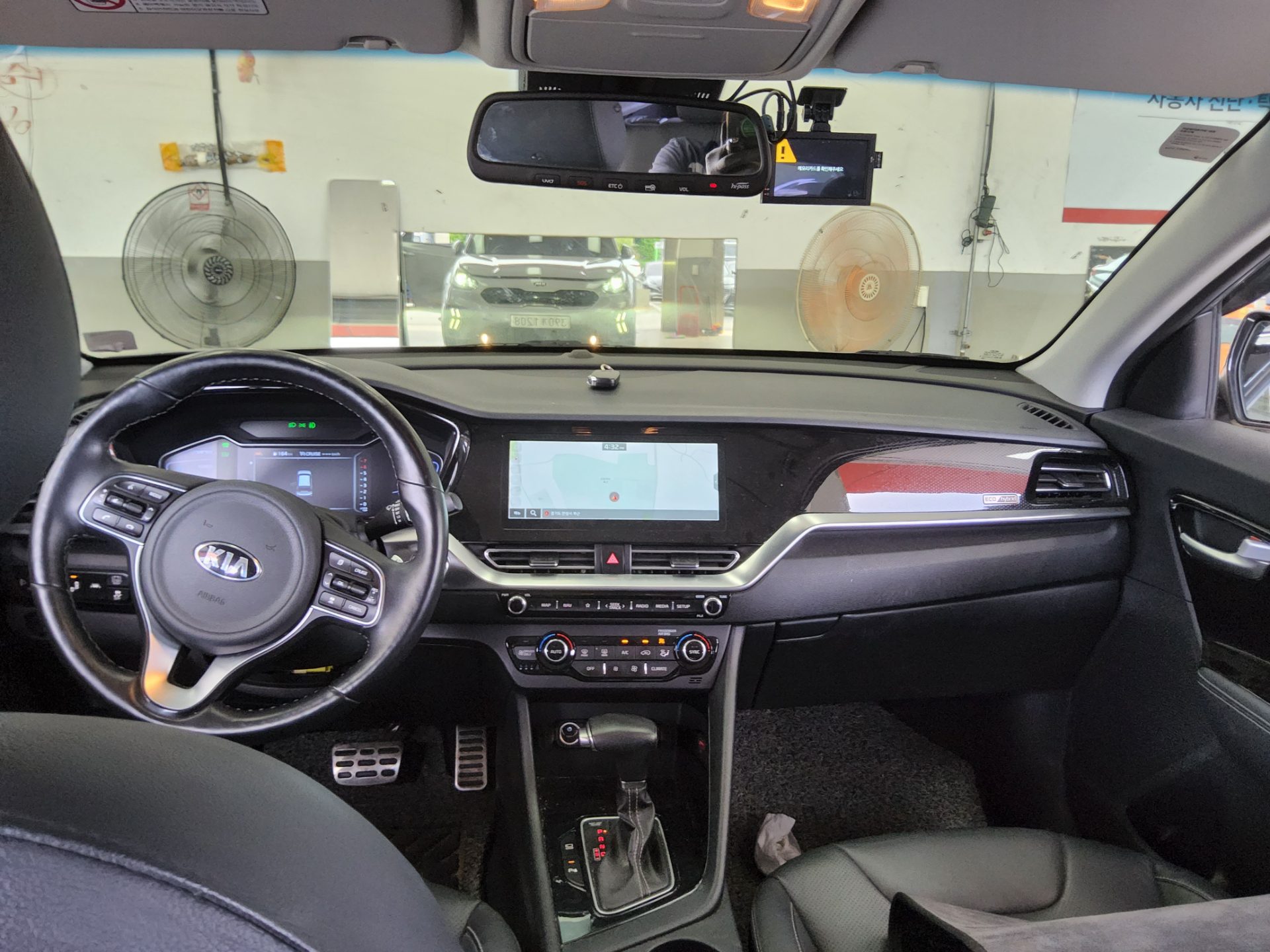 2020 - kia niro