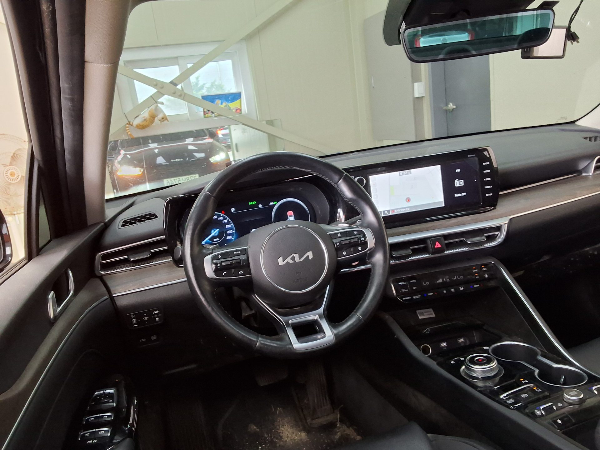 2023 - kia k5