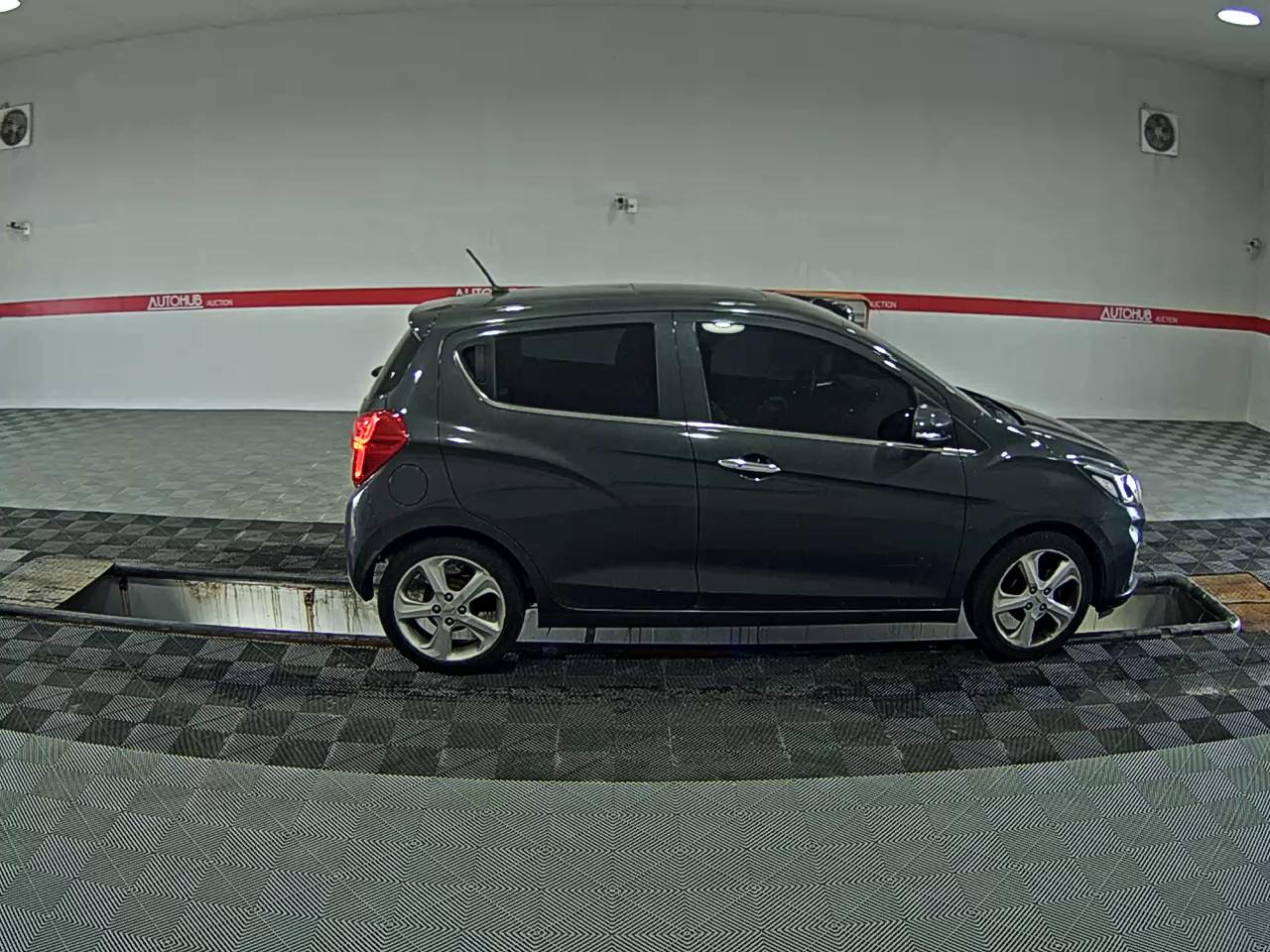 2020 - chevrolet spark
