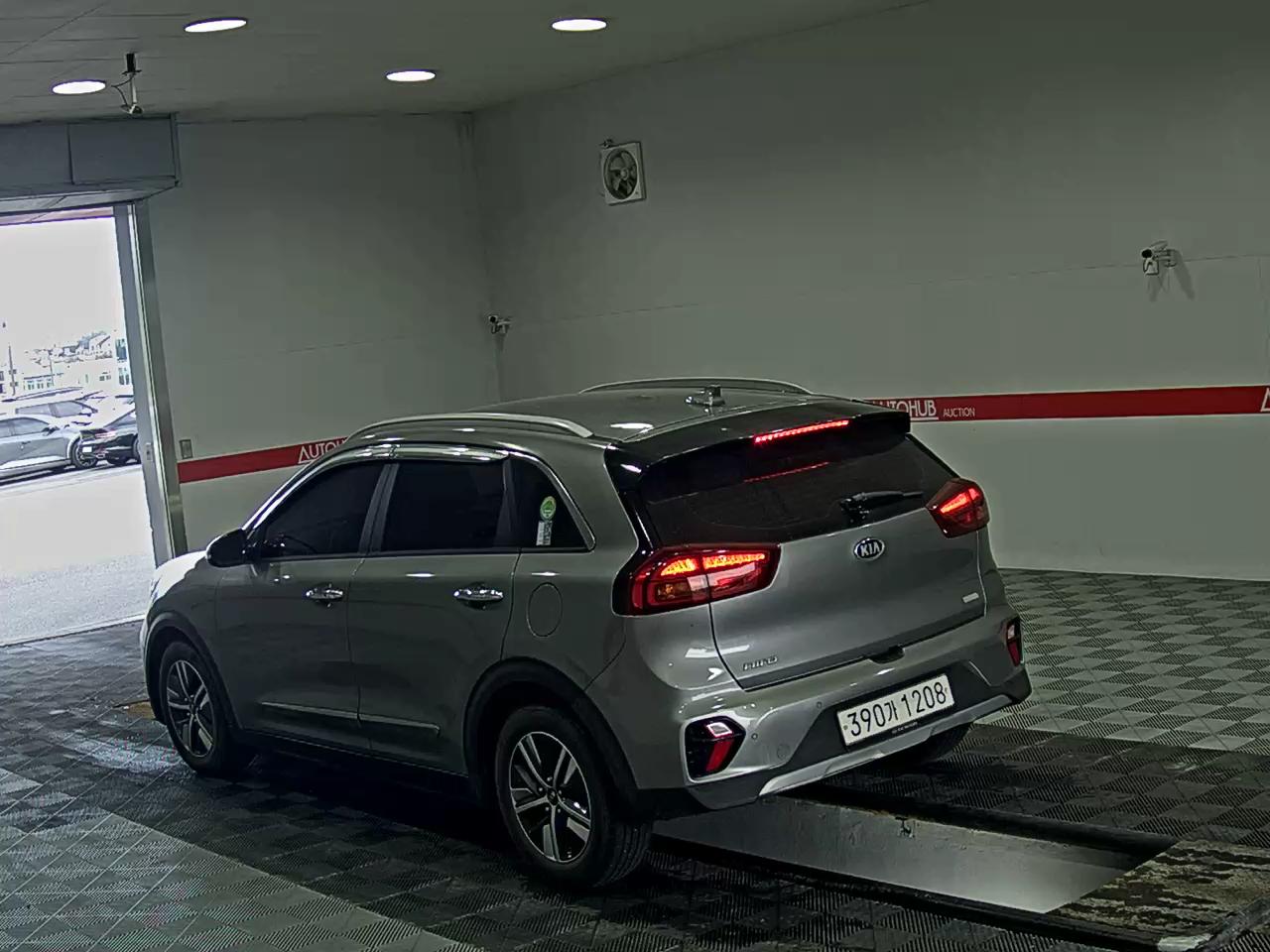 2020 - kia niro