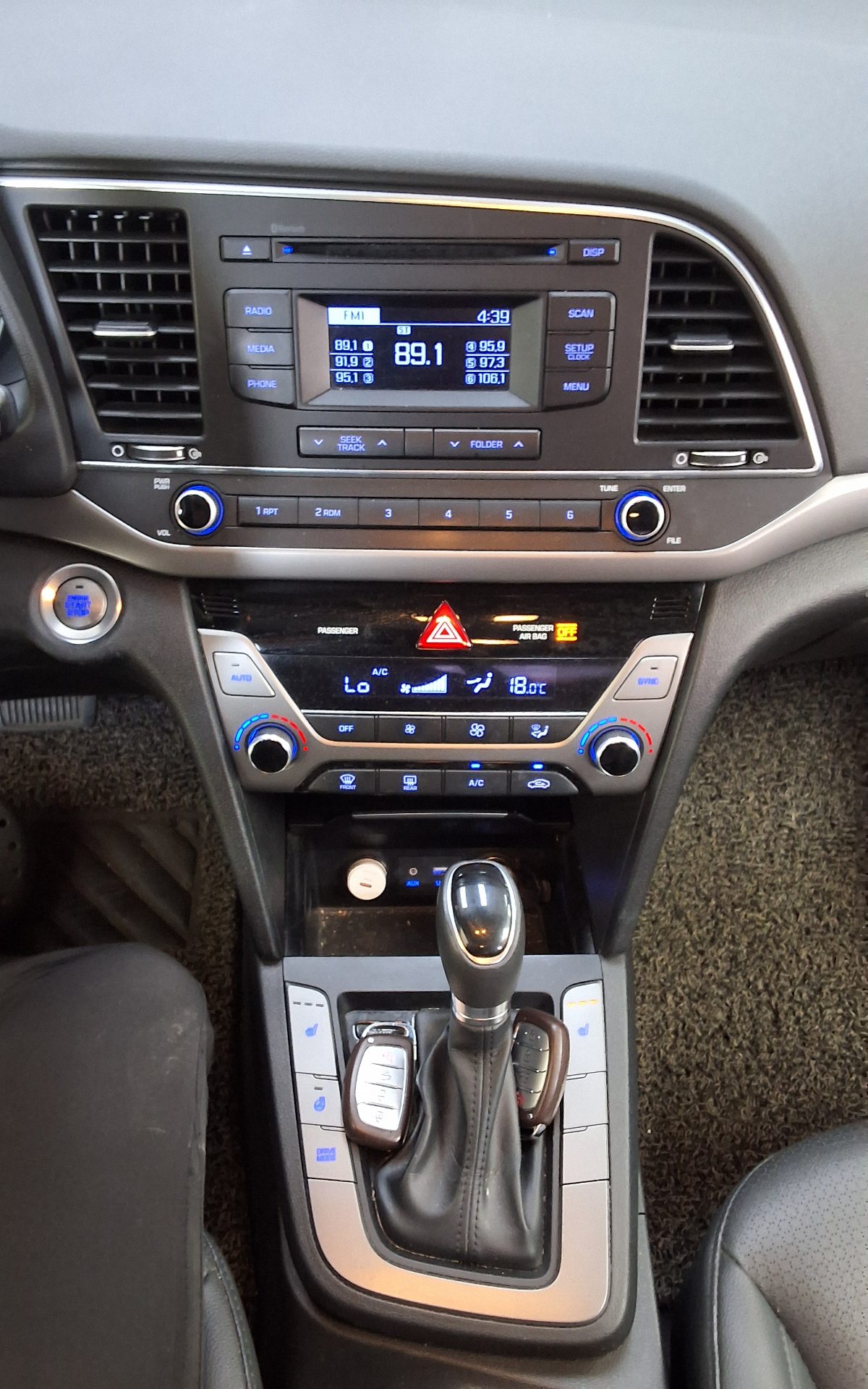 2017 - hyundai avante