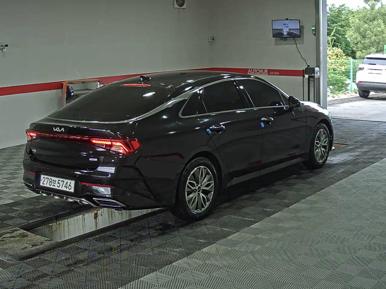 2023 - kia k5