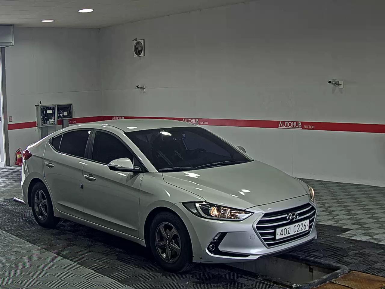 2017 - hyundai avante