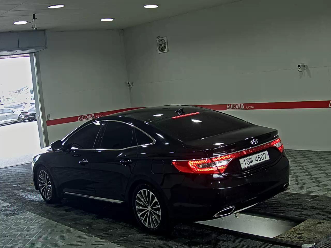 2013 - hyundai grandeur