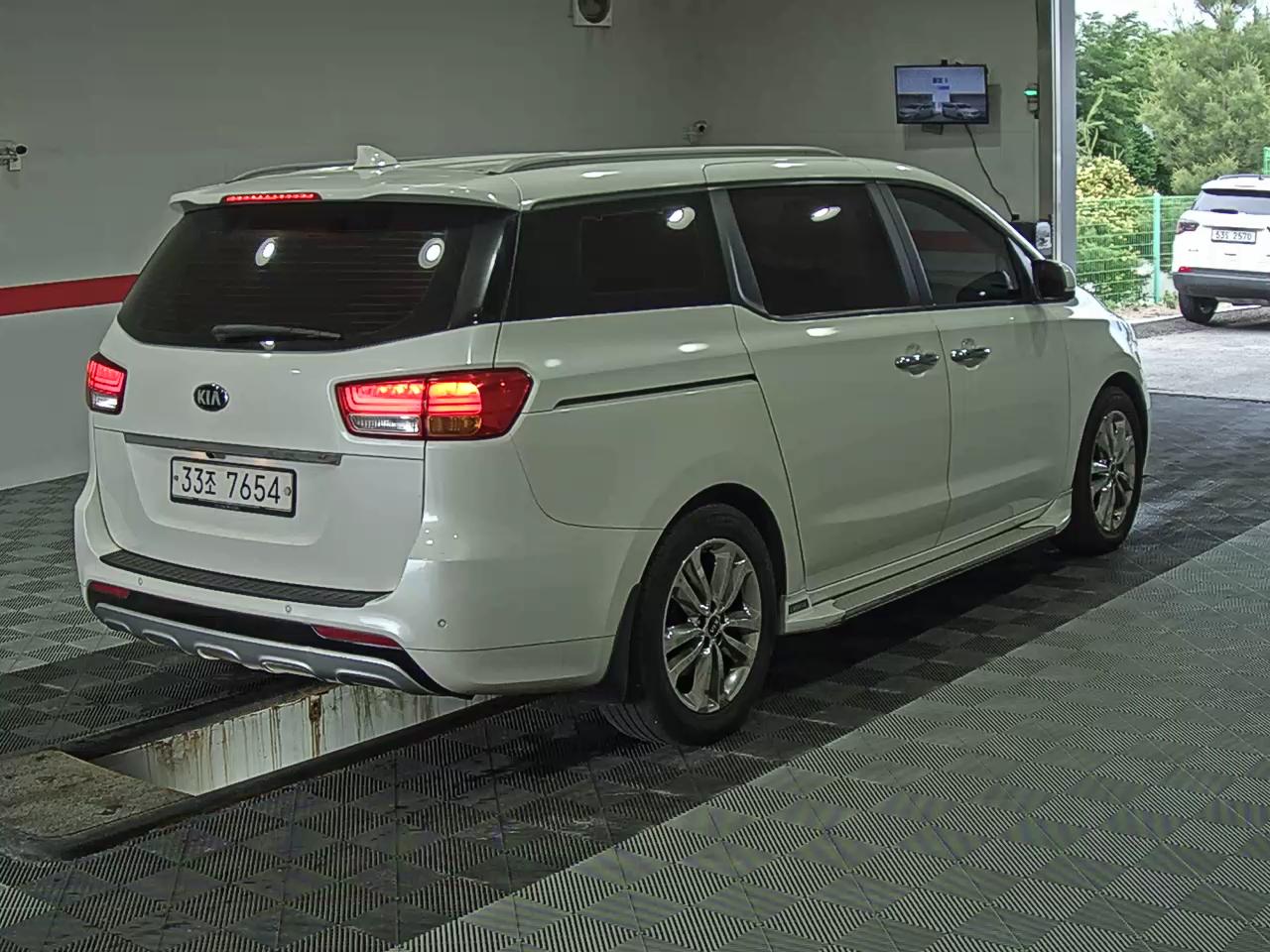 2015 - kia carnival
