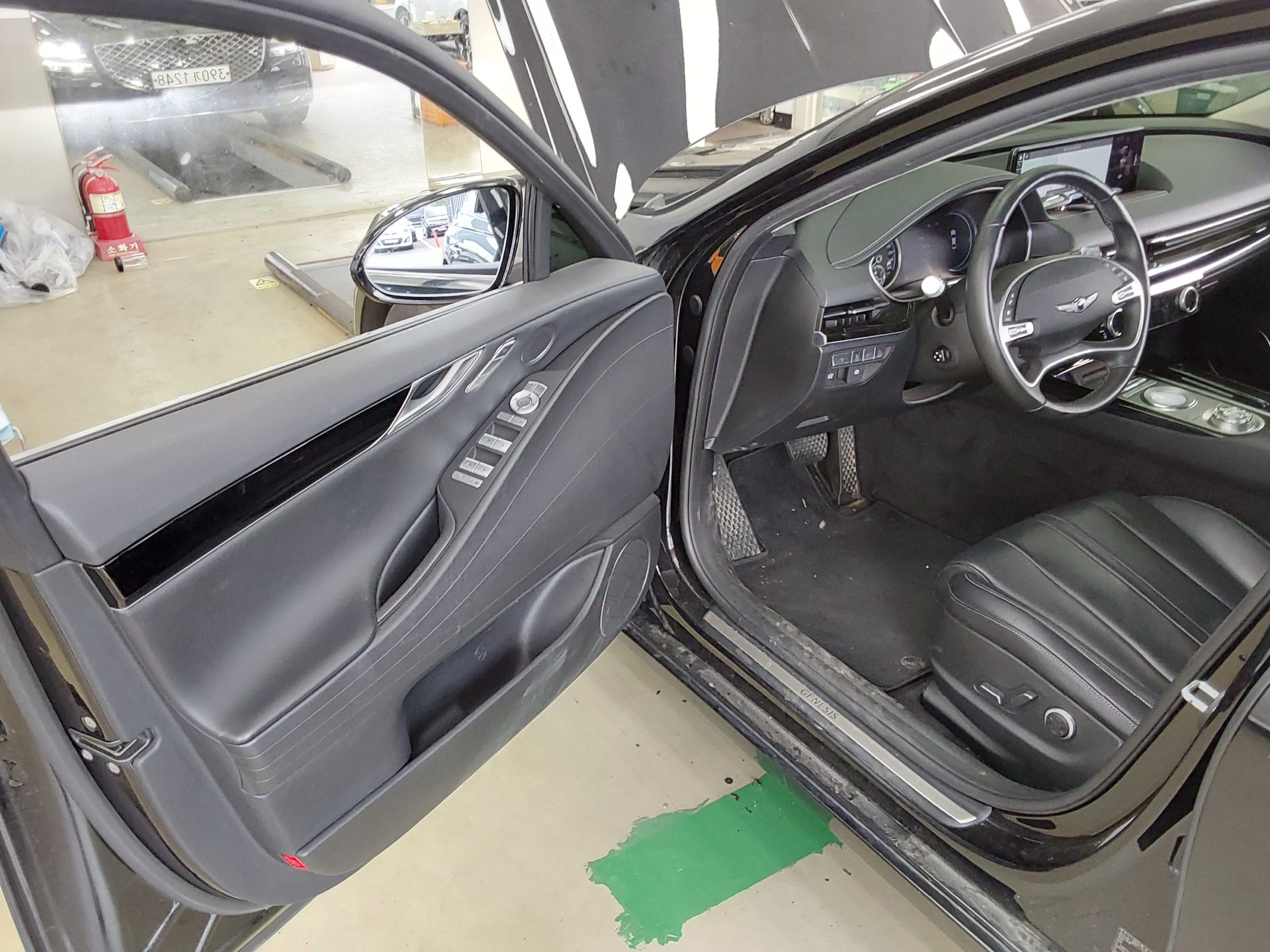 2021 - genesis g80