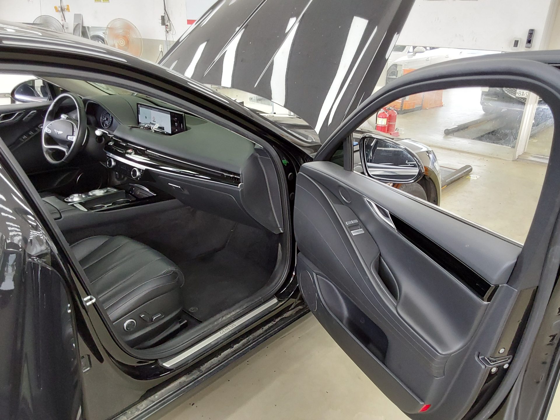 2021 - genesis g80